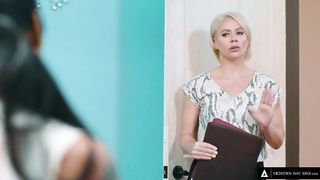 Kinky Lesbian Couple Caught Scissoring In Open House!