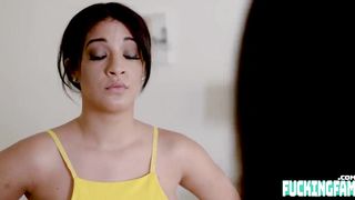 Kylie Rocket In Sneakily Shows Real Wet Pussy