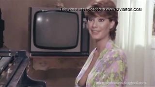 Edwige Fenech sexy at the piano (The Teacher Teaches At Home)