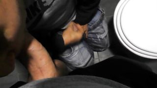 Homosexual din Bucuresti suge pula