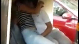 Indian Horny bees made-out in AutoRikshaw