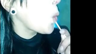 LONG TONGUE BEAUTY SHOWS OFF LONGEST TONGUE AND WIDE THROAT