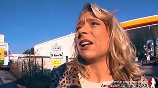 MILF SLUT Vivia loves to have a cock fucking her tight ASSHOLE!