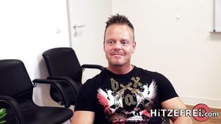 HITZEFREI Doctor Gabi Gold gets fucked by her patient