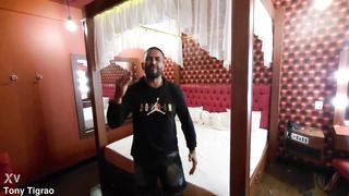 There's VITORIA BEATRIZ on RED!! The most delicious ass in Brazilian porn all for you! UNMISSABLE!!