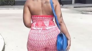 Nice Curved Black Ass Shaking