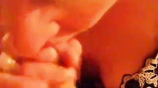 Weil meine Frau das nicht mag, eben mit der geilen Bekannten