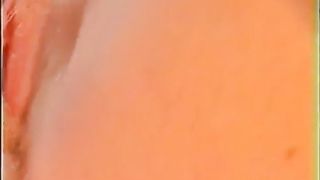 Dansk Kone onanerer og bliver sperm