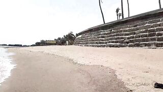 IN BALI I FUCK ON THE BEACH WITH A STRANGER