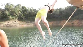 Sexy Amateur Latinas From Colombia Love To Fuck Outdoors