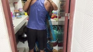 I saw my aunty cooking alone in the kitchen, I hugged her and started fucking