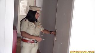 The policeman gave milk to the thief with his big nipples and fucked fiercely