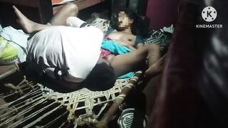 Hot sexy padosan bhabhi ke sath raat main romance hindi audeo