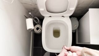 Arab Step Mom Helps To Masturbate Her Stepson With Broken Arms.