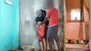 I had hot sex with a mature woman who came to work at my house