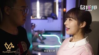 VR addict experienced real juicy pussy- Psychoporn