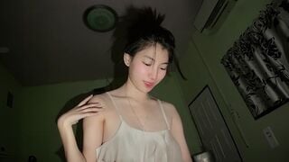 น้องต่างพ่อ แหกหีให้เย็ด นักเรียน มo. ต้น Step-sister spreads her pussy to fuck a student. HunnamX