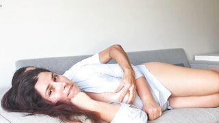 I'm Shoked! Stepson Cums in Stepmom Thinking That She in Her Husband's Absence