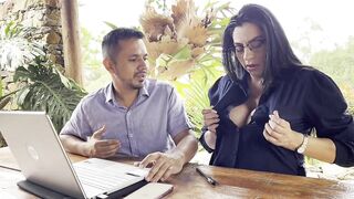 Horny boss fucks a pregnant woman to avoid firing her