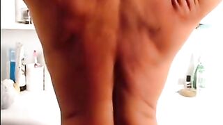 Selena's Dancing Posing and Sex Games in Bed