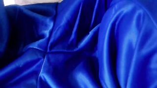 上学时你草过女同学吗？中国学生放学后不回家，穿着校服做爱