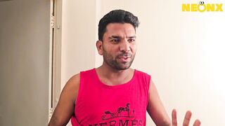 Very Hungry Indian Mature Bhabhi Seduces and Fucked from her Boyfriend