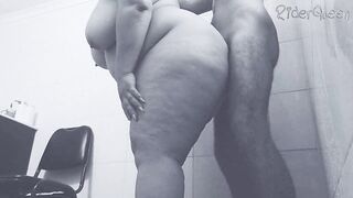 Stepson Fuck Surprise Stepmom in Shower