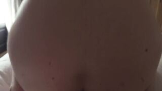 I fuck a customer at the hotel where I work