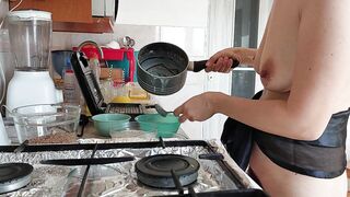 Hot wife making sexy pussy sandwish ⛔Sexy mom hairy pussy , big ass, big nipples