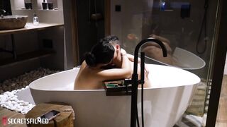 My gf and I shared a romantic bath that quickly turned into passionate sex