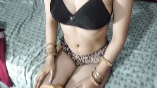 Padosi ko YOGA sikhane ke bahane chod diya