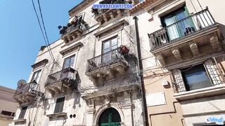 I fuck with my guide in Italy - French Girl