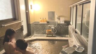 First hot spring trip♡SEX in a stylish open-air bath at night♡Japanese amateur hentai