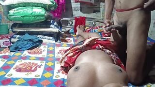 Indian bhabhi ko jamake kar chudai