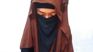 Expatriate wife quenched her youth with me