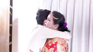 HONEYMOON BENGALI COUPLE BRIDE LOOK DESI SEX (PART--1)