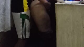 Maid delivers ass in the kitchen