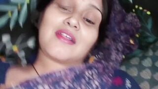 Indian desi aunty was fucked by her boyfriend,full HD uncut hindi sex video of Madhuri bhabhi