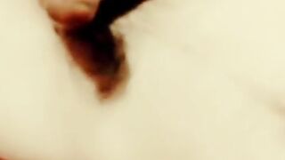 Hijab Girl Alone in the Room Instead Fucks