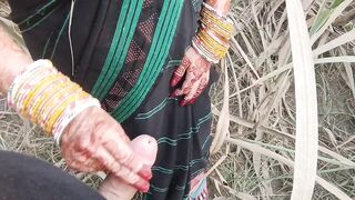 Indian Desi New Village outdoor public porn with pissing