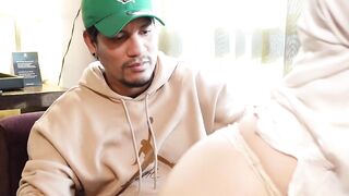 Latino does a favor for the secretary in exchange for getting his nationality