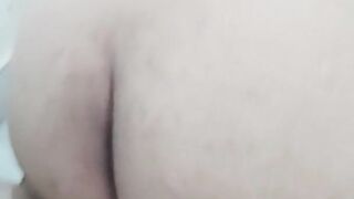 hunter ne Indian Milf ki jameen par chudai ki - Floor Fucking