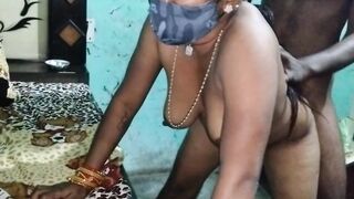 Meri sexy wife ko ghr pe dildo se pel diya my wife full hot ???? figure