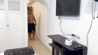 My housemate me hard in the shower