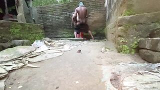 beautiful Bangladeshi Bhabhi Chudlam in the rain