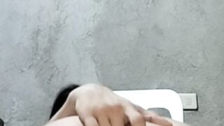 Sobrang libog ko, Nagpakantot ako sa kapitbahay (I let my neighbor fuck me)