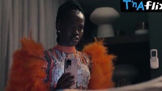 Nandipa Khubone Sexy Scene in Blood Legacy