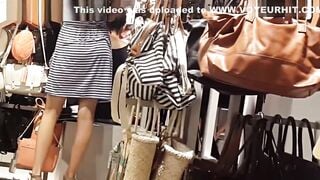 Exciting Candid Upskirts Demonstrate Young Wild Zebra