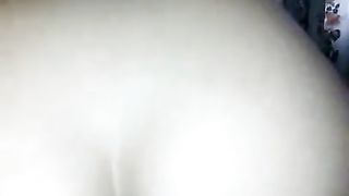 नेपाली चिकाइ Pose Pose मा