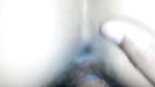 नेपाली चिकाइ Pose Pose मा